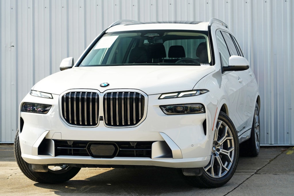 Used 2023 BMW X7 xDrive40i w/ Parking Assist, Driving Assist & Prem SUV