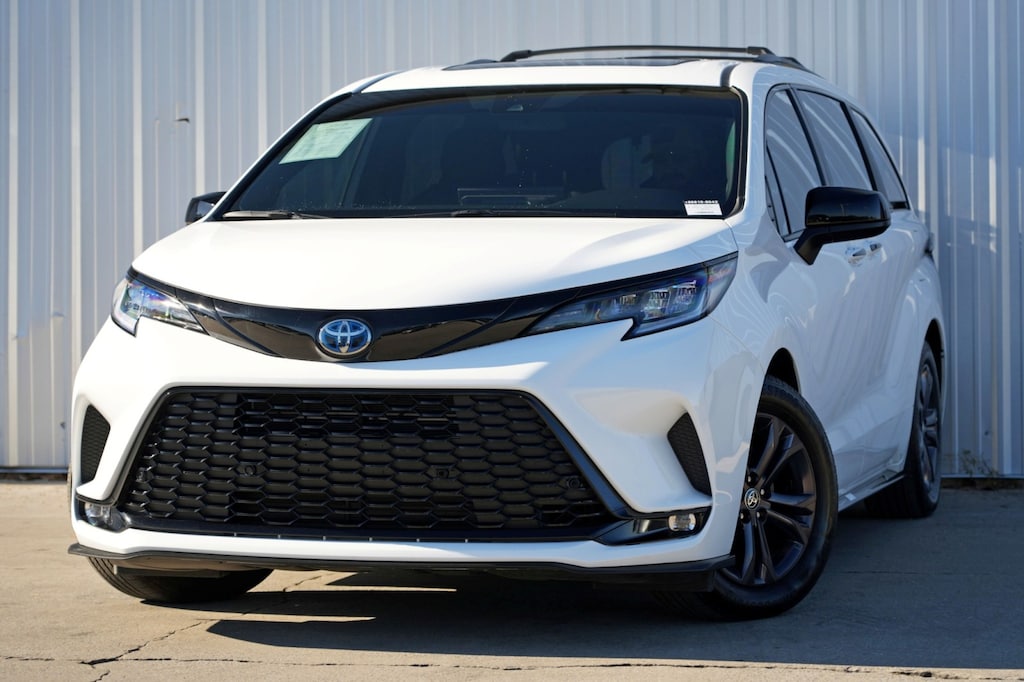 Used 2025 Toyota Sienna XSE w/ Plus Package Van Passenger Van