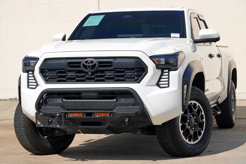Used 2024 Toyota Tacoma 4WD TRD Off Road w/ Premium Package Truck Double Cab
