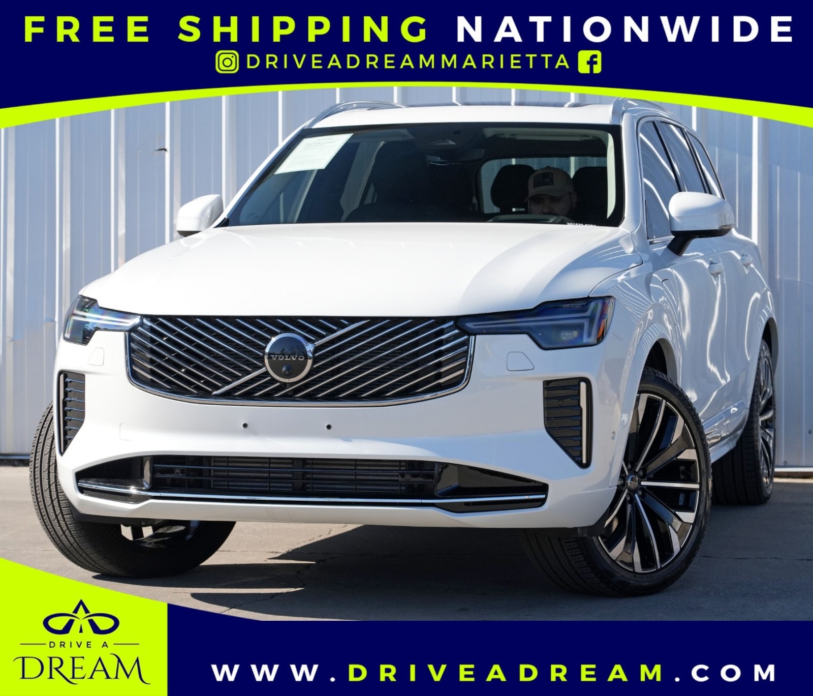 2025 Volvo XC90 T8 Recharge Ultra Bright 4WD's photo
