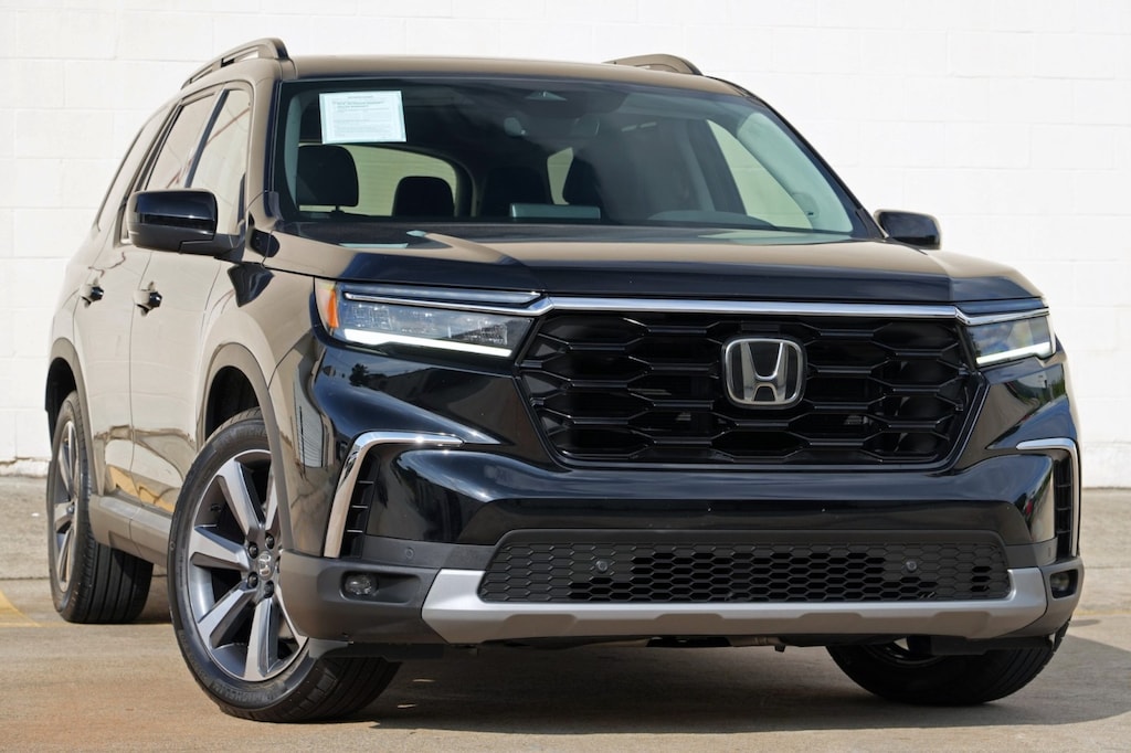 Used 2023 Honda Pilot Touring SUV