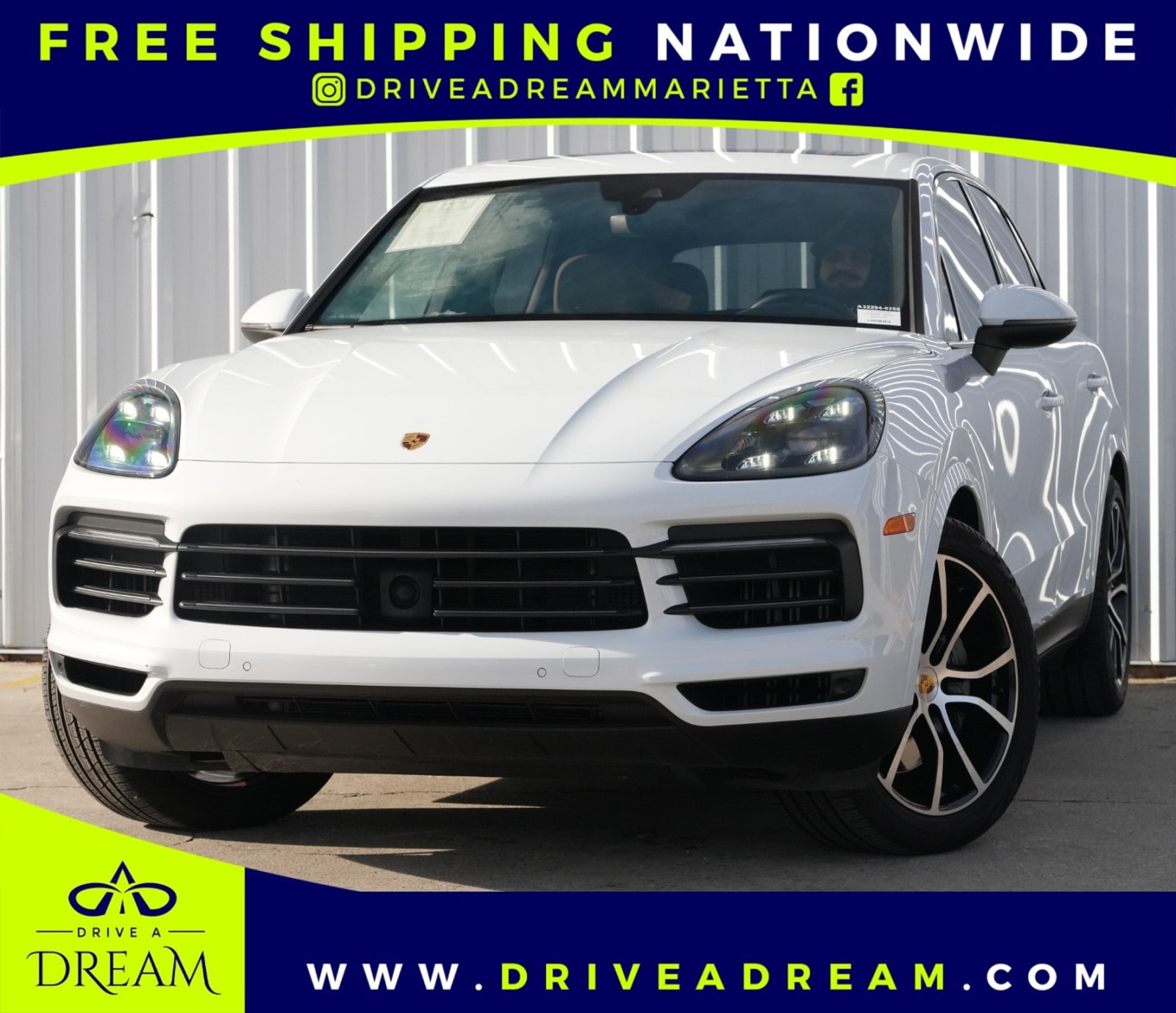 2022 Porsche Cayenne Platinum Edition's photo