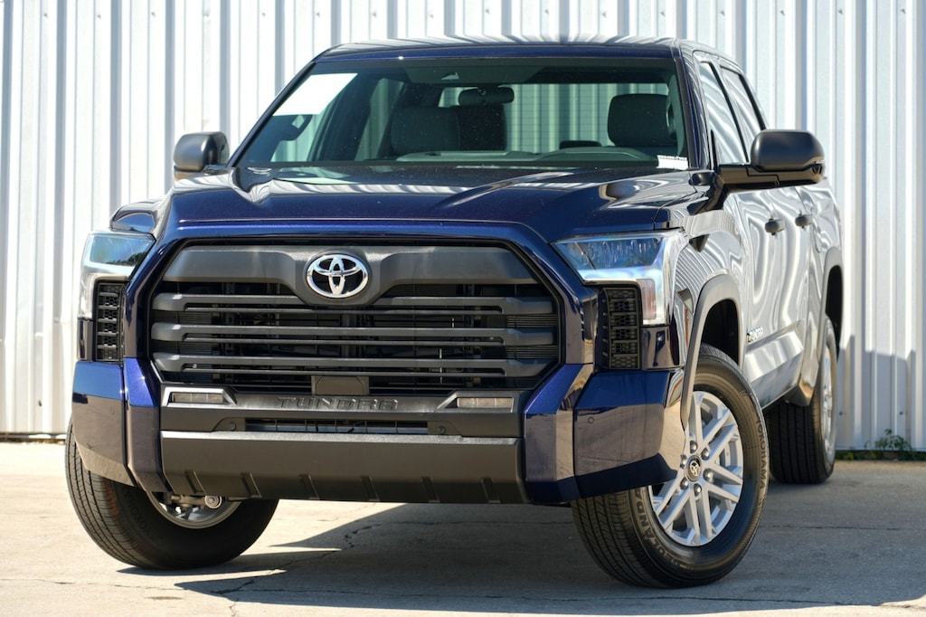 Used 2025 Toyota Tundra 4WD SR5 w/ Convenience Package Truck CrewMax