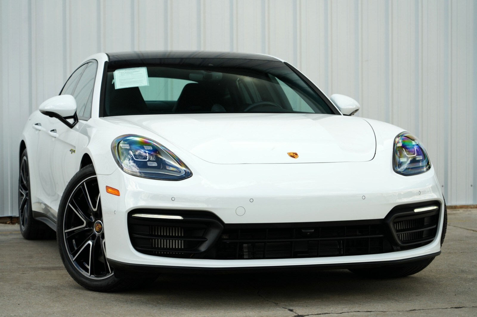 2021 Porsche Panamera 4S E-Hybrid photo 4