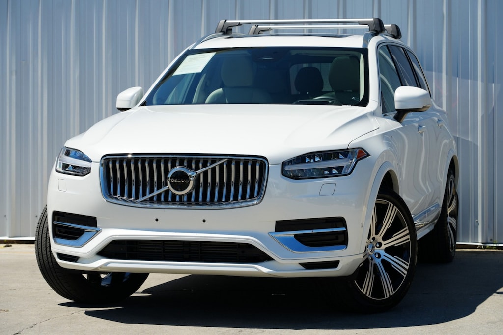 Used 2024 Volvo XC90 Recharge Plug-In Hybrid Ultimate Bright Theme w/ Lounge Package SUV