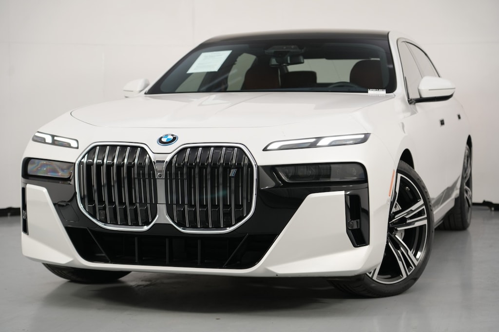 Used 2023 BMW i7 xDrive60 w/ M Sport, Driving & Parking Assist Pack Sedan