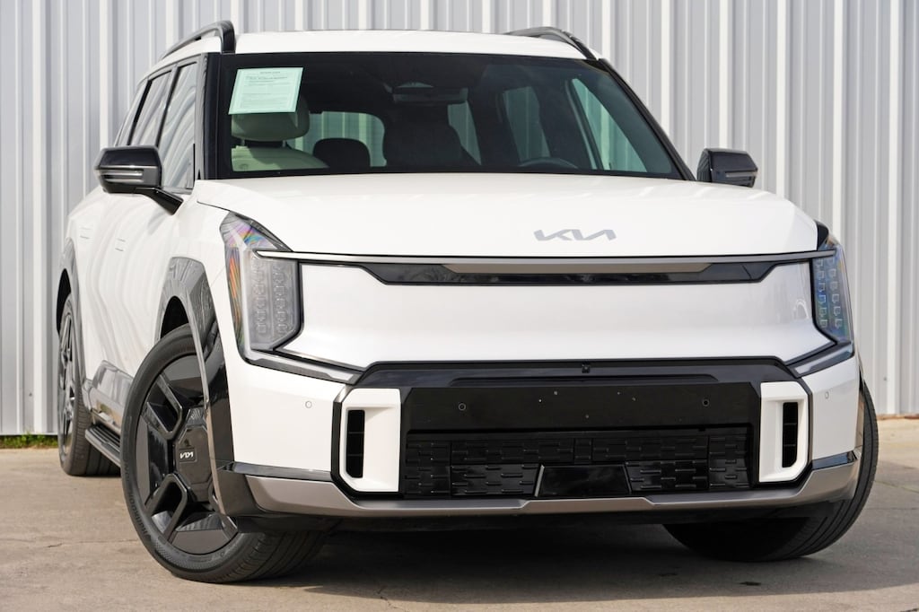 Used 2024 Kia EV9 GT-Line w/ Relaxation Package SUV