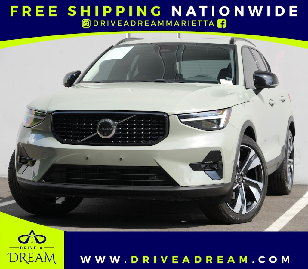 Used 2024 Volvo XC40 Ultimate Dark Theme SUV