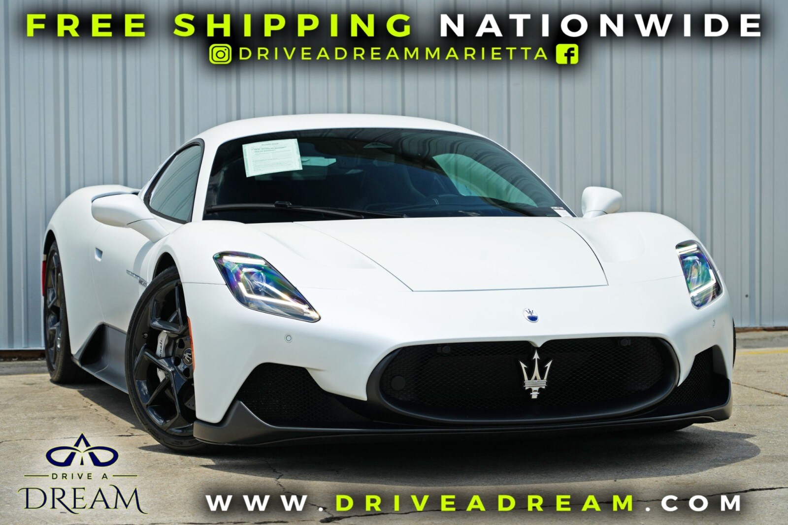2023 Maserati MC20 Coupe photo 3