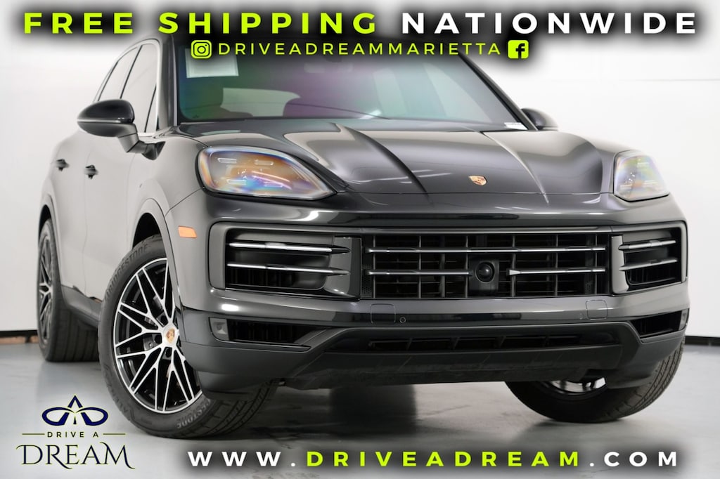 Used 2024 Porsche Cayenne w/ Premium Package SUV