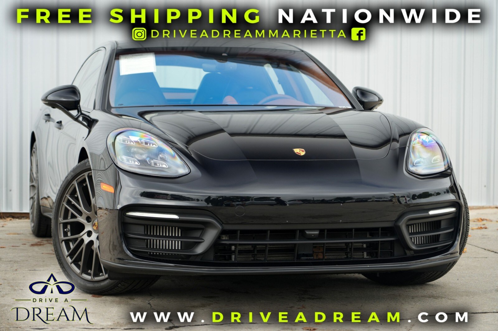 2022 Porsche Panamera 4 Platinum photo 2