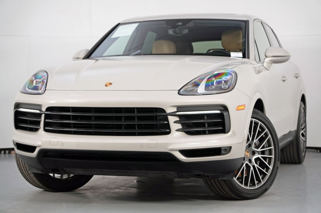 Used 2021 Porsche Cayenne w/ Premium Package SUV