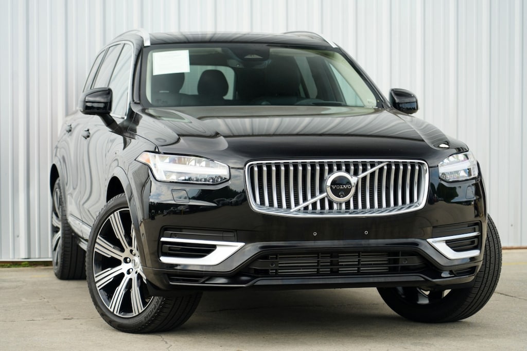 Used 2024 Volvo XC90 Recharge Plug-In Hybrid Ultimate Bright Theme w/ Lounge Package SUV