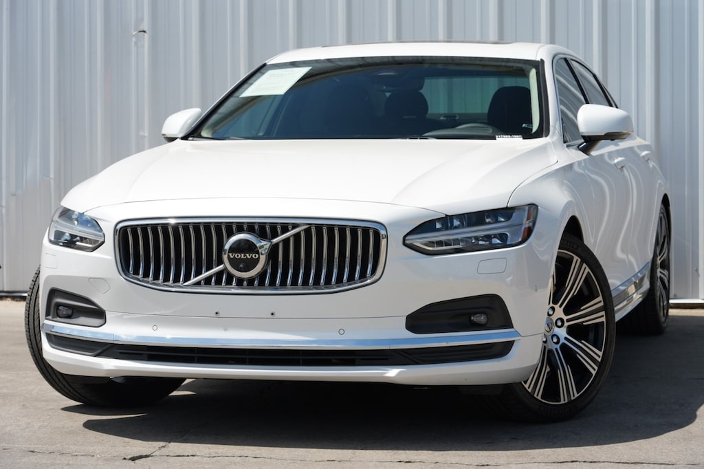 Used 2023 Volvo S90 Plus Sedan