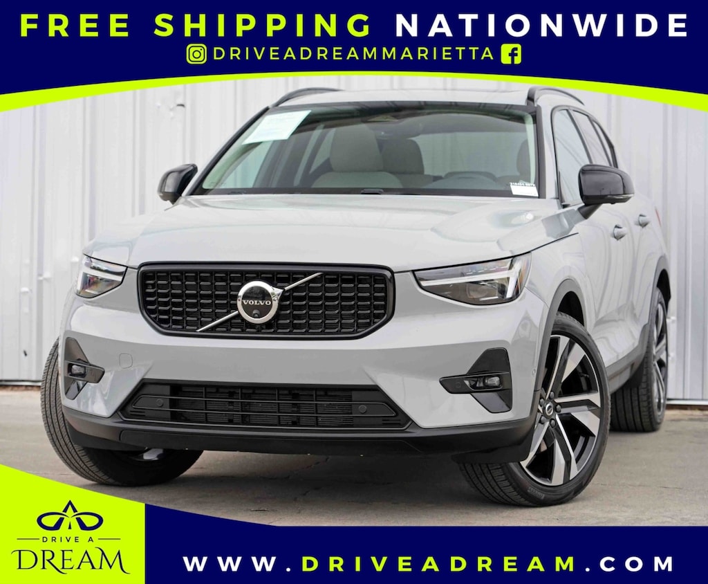 Used 2024 Volvo XC40 Ultimate Dark Theme SUV