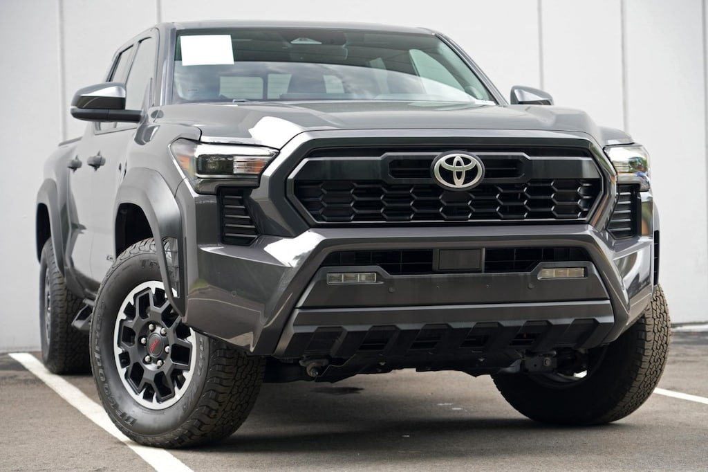 Used 2024 Toyota Tacoma 4WD TRD Off Road w/ Upgrade Package Truck Double Cab