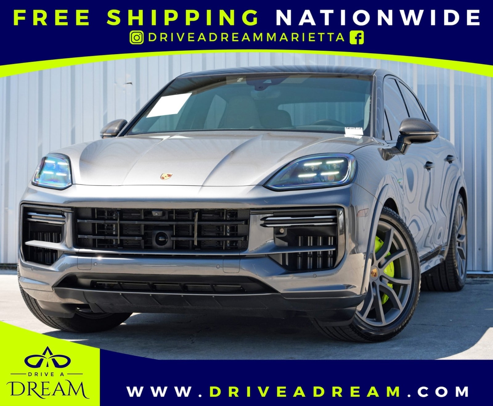 2024 Porsche Cayenne Turbo E-Hybrid's photo