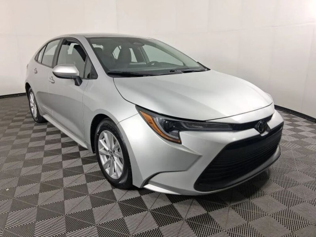Used 2023 Toyota Corolla LE Sedan 4D Sedan