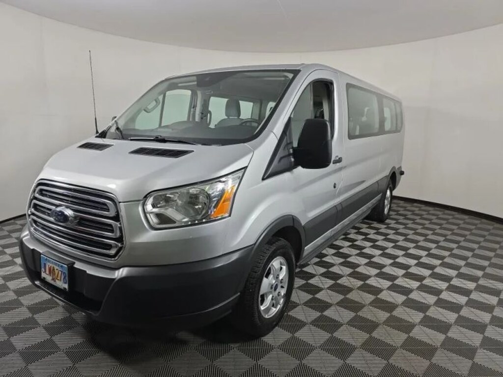 Used 2018 Ford Transit 350 Wagon XLT w/Low Roof w/Sliding Side Door Van 3D Passenger