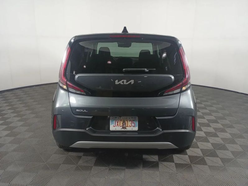 2023 Kia Soul LX - Photo 6
