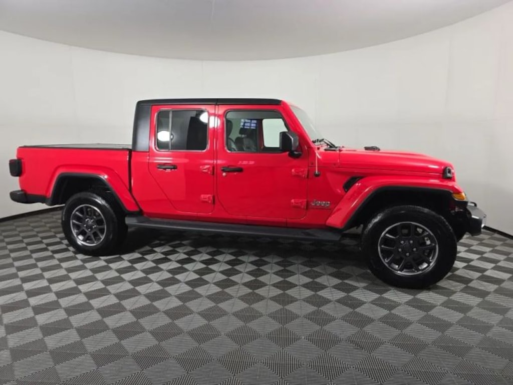 Used 2020 Jeep Gladiator Overland Pickup 4D 5 ft Pickup