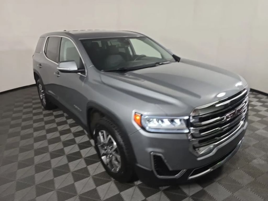 Used 2023 GMC Acadia SLE Sport Utility 4D SUV