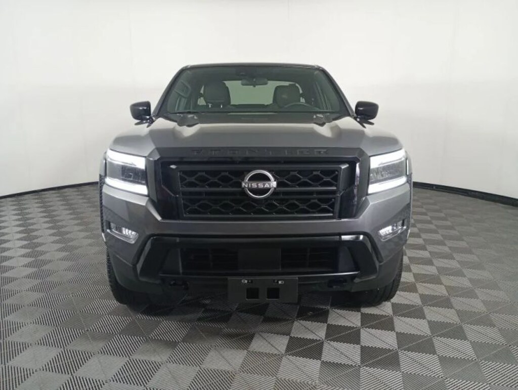 Used 2023 Nissan Frontier Crew Cab SV (2023.25) Pickup 4D 5 ft Pickup