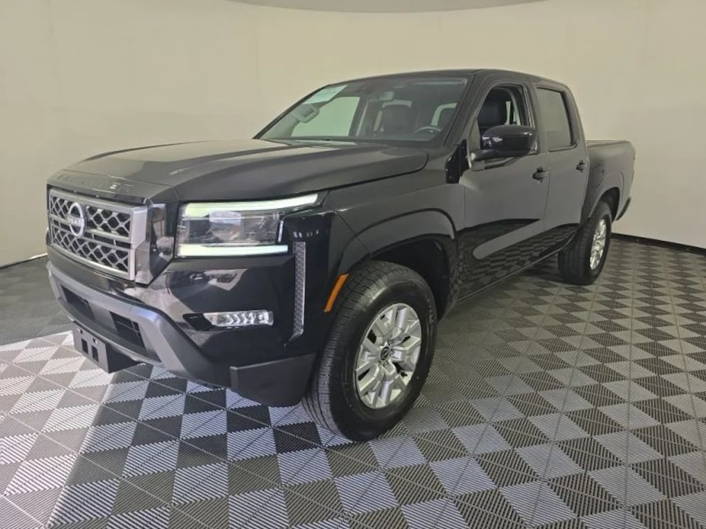 Used 2023 Nissan Frontier Crew Cab SV (2023.25) Pickup 4D 5 ft Pickup