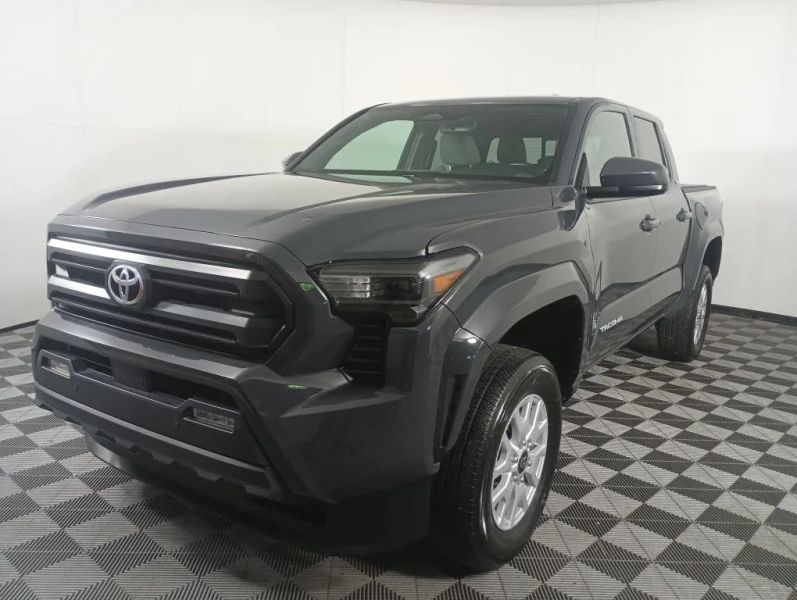 2024 Toyota Tacoma SR5 4x4 Double Cab's photo