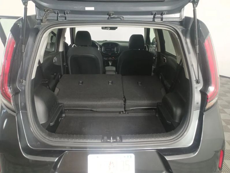 2023 Kia Soul LX - Photo 20