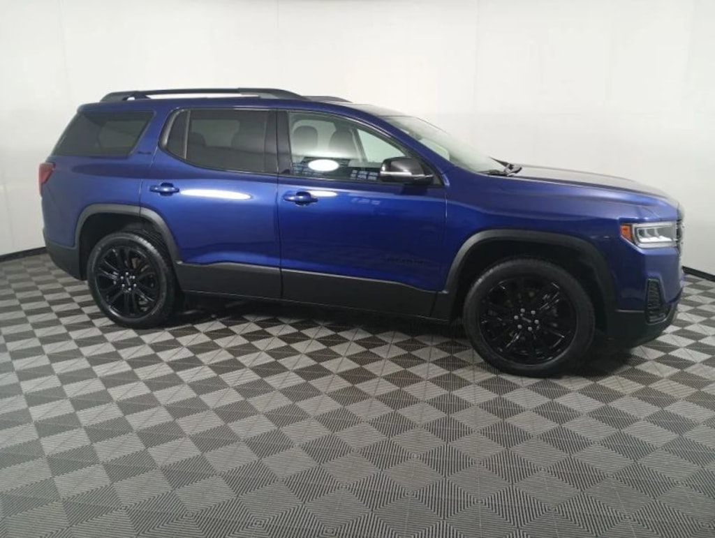 Used 2023 GMC Acadia SLE Sport Utility 4D SUV