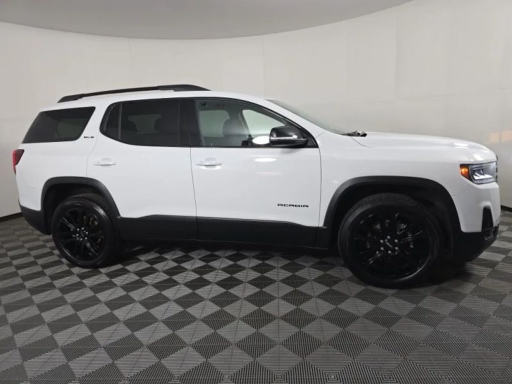 Used 2023 GMC Acadia SLE Sport Utility 4D SUV