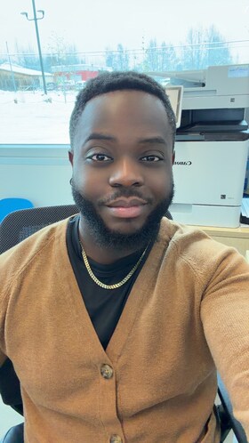 Staff member Brian Charles from ID_b088d7