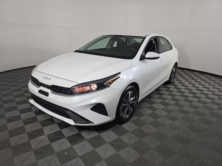 2022 Kia Forte LXS Sedan 4D Sedan