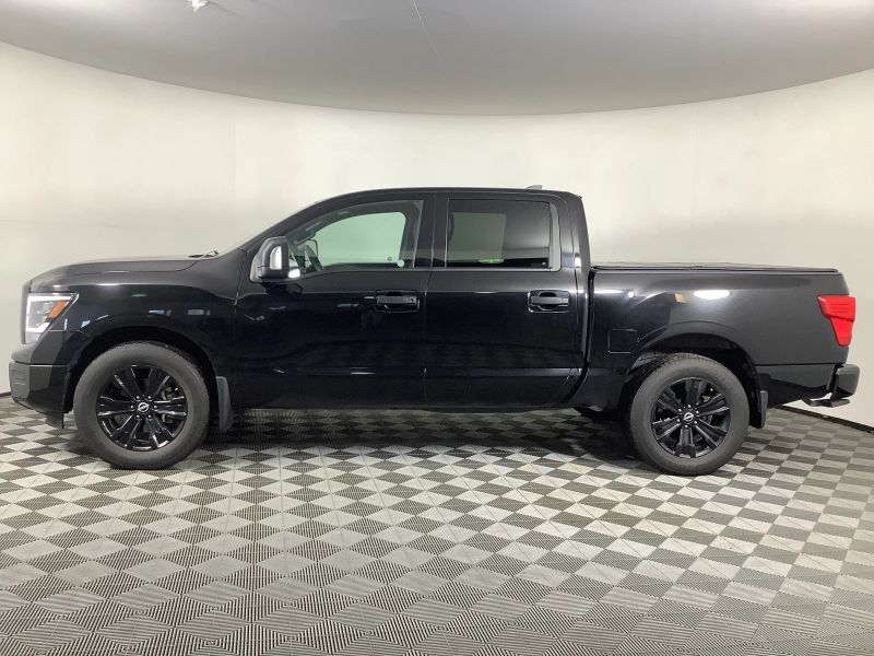 2023 Nissan Titan