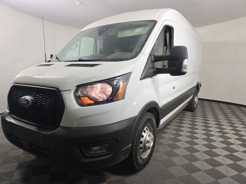 2024 Ford Transit Van Base's photo