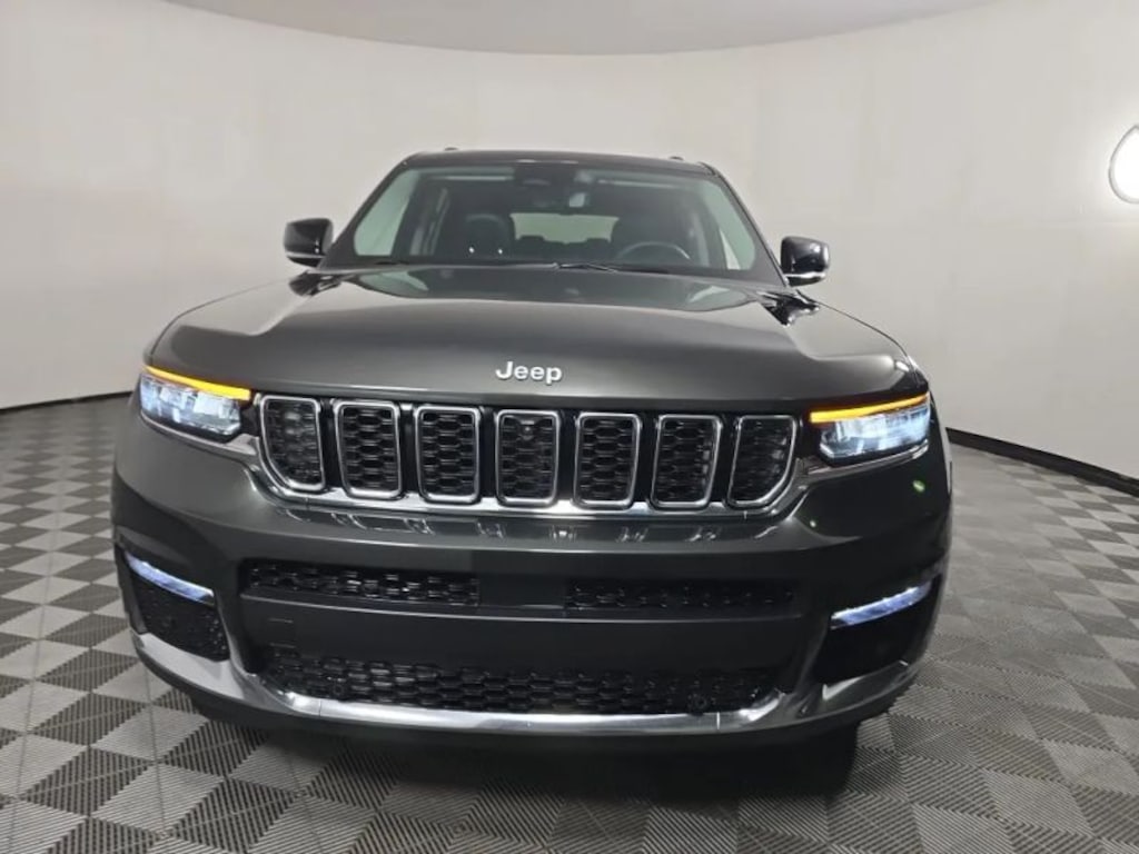 Used 2024 Jeep Grand Cherokee L Limited Sport Utility 4D SUV