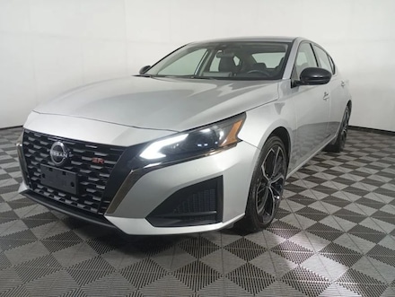 2023 Nissan Altima 2.5 SR Sedan 4D Sedan