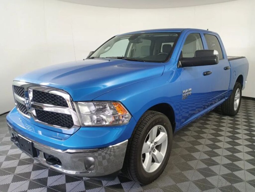 Used 2023 Ram 1500 Classic Crew Cab SLT Pickup 4D 5 1/2 ft Pickup