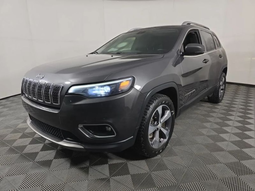 Used 2019 Jeep Cherokee Limited Sport Utility 4D SUV