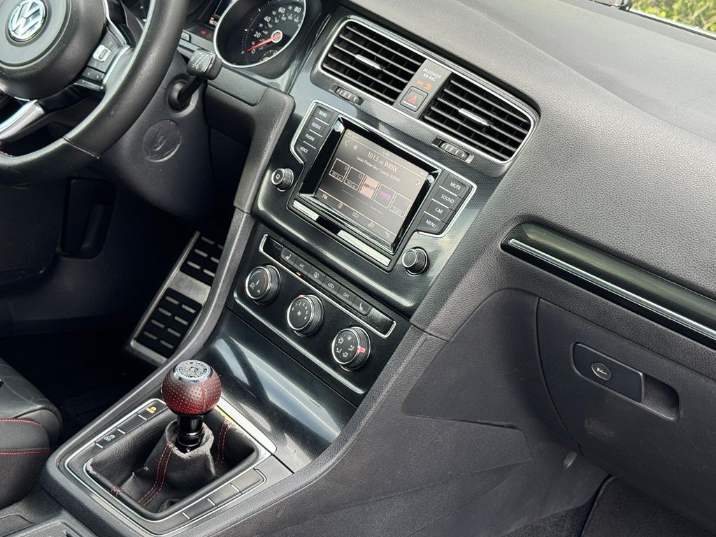2015 Volkswagen Golf GTI SE - Photo 20