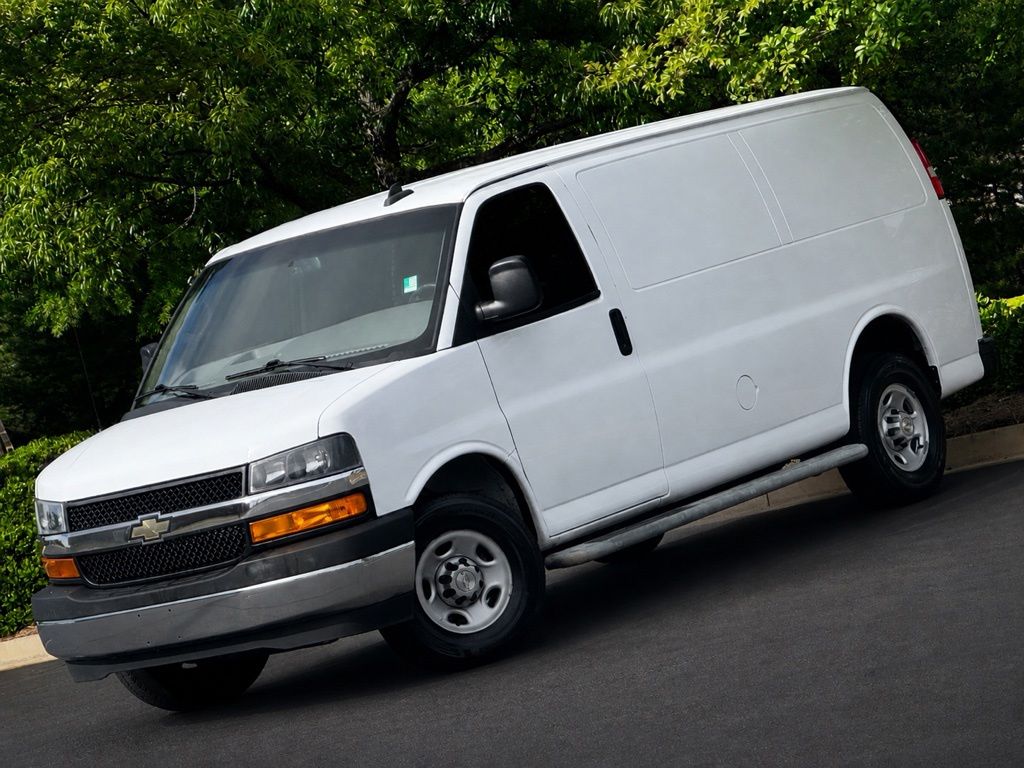 2022 Chevrolet Express 2500 Work Van HD's photo