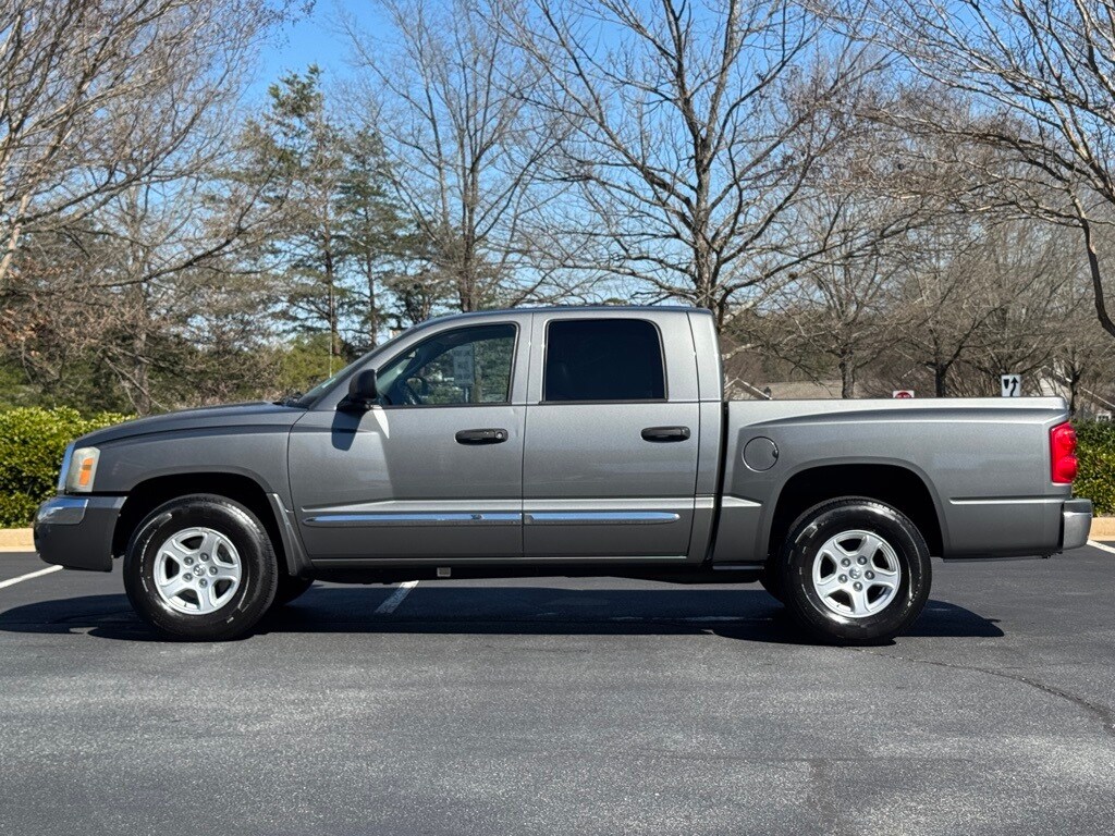 2005 Dodge Dakota Laramie photo 3