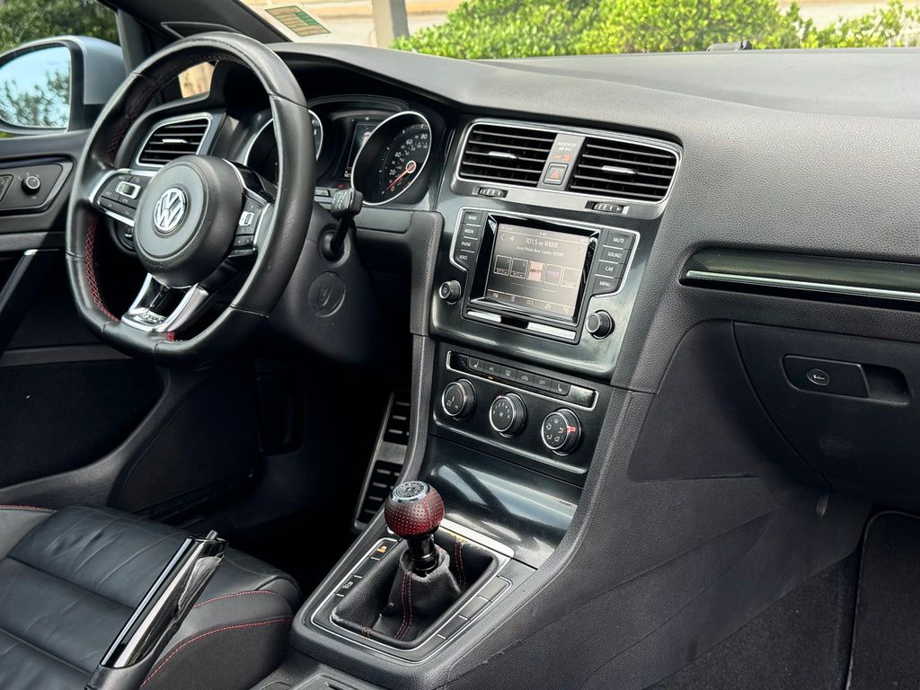2015 Volkswagen Golf GTI SE - Photo 19