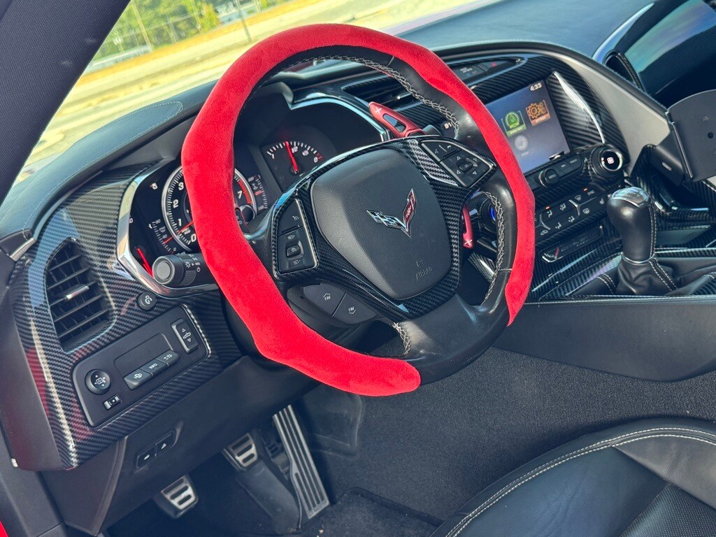 2015 Chevrolet Corvette Stingray Convertible photo 4