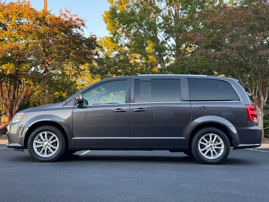 Used 2020 Dodge Grand Caravan SXT Van Passenger Van