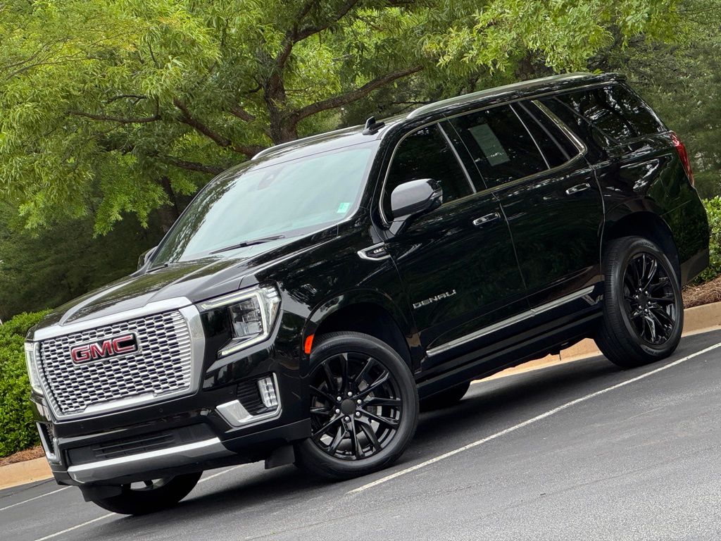 2021 GMC Yukon 4WD Denali's photo