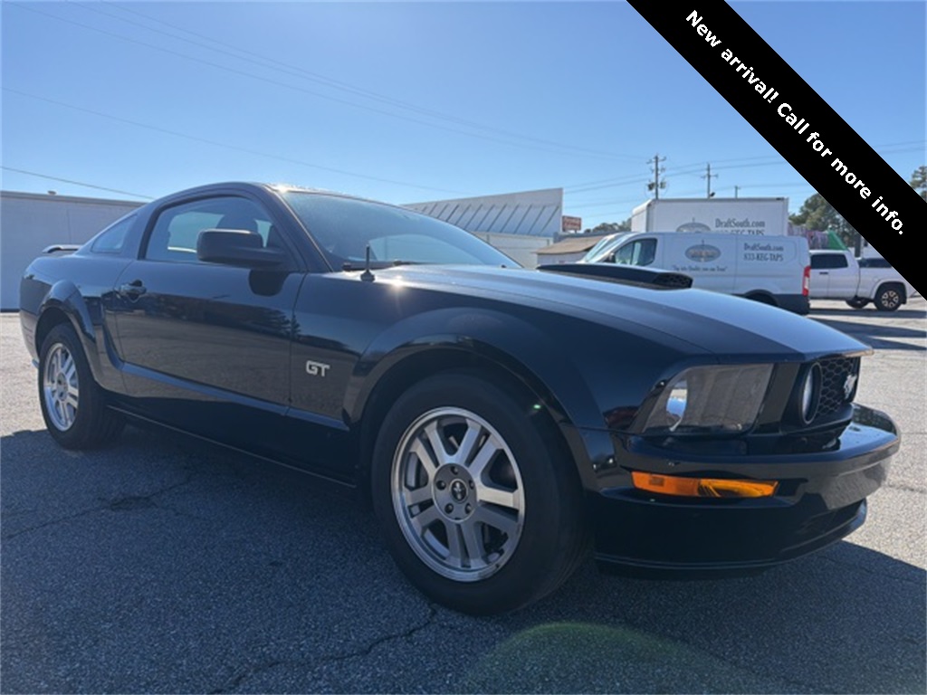 2007 Ford Mustang's photo