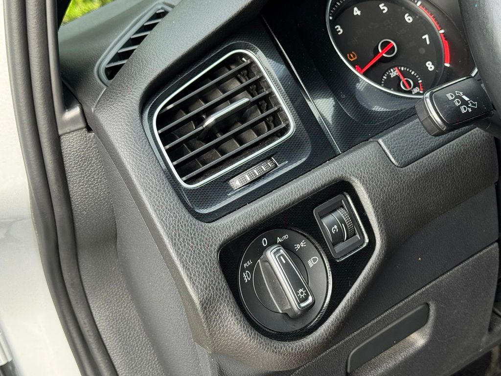 2015 Volkswagen Golf GTI SE - Photo 21