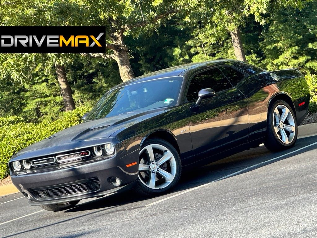 Used 2017 Dodge Challenger R/T Coupe